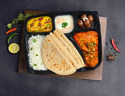 Nitya Tiffin Service kitchen photo 1