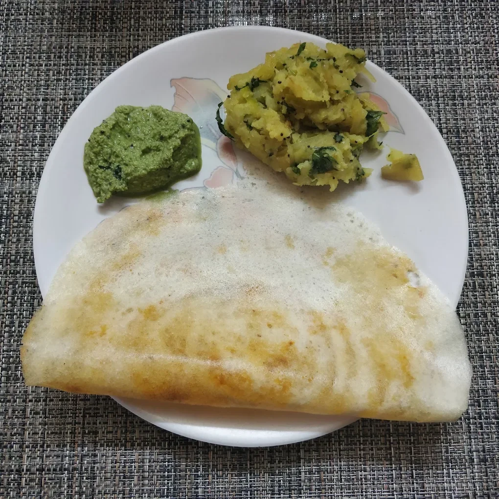 Santosh Tiffin Service kitchen photo 2