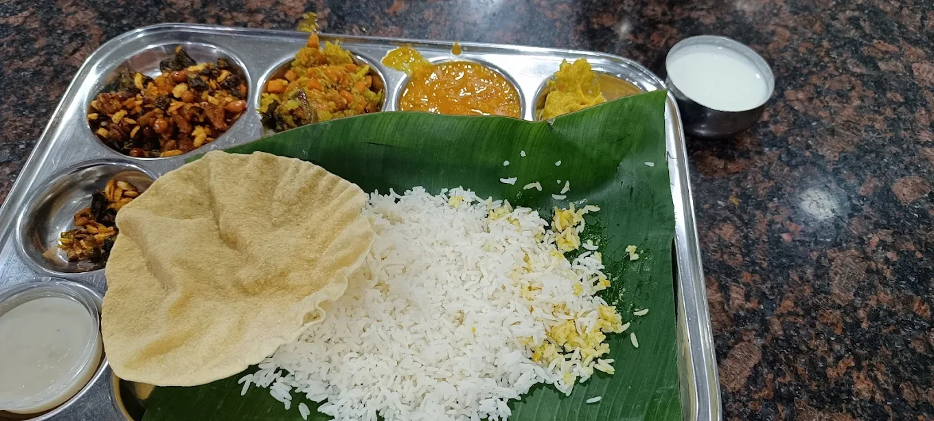 SRI Siddhartha Tiffin kitchen photo 1