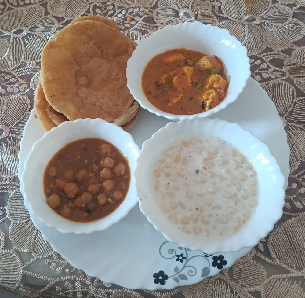 V R Tiffin Service n Kitchen kitchen photo 1