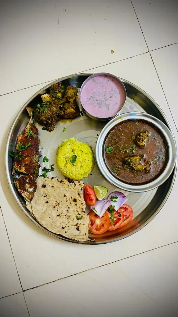 VIRAJ Tiffin services kitchen photo 1
