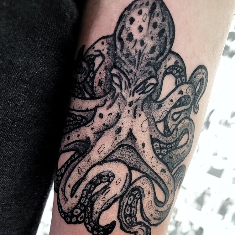 Tatuaje de Equiel