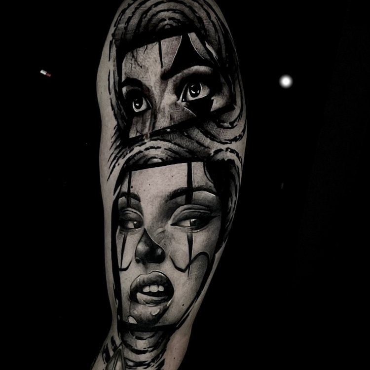 Tatuaje de Axel