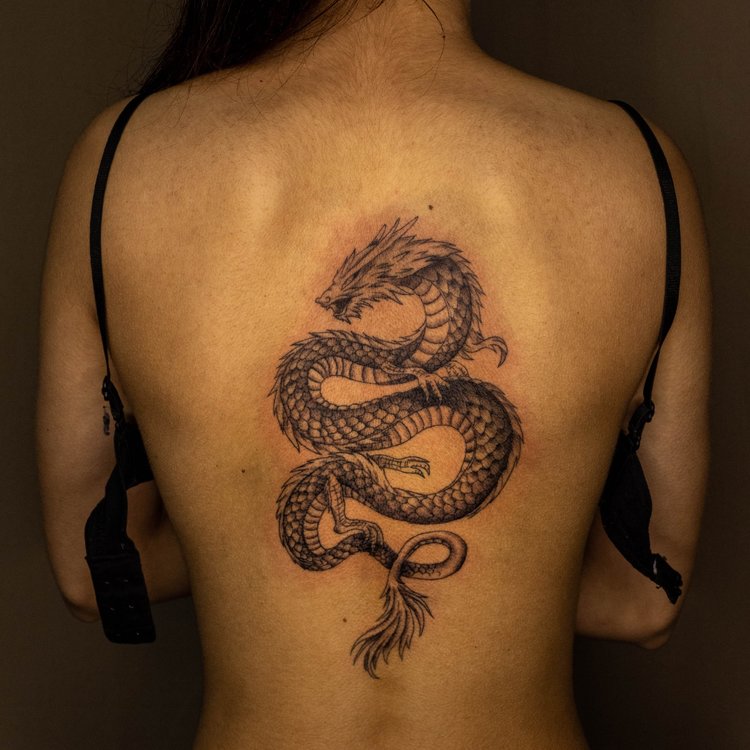 Tatuaje de Mika Tattoo