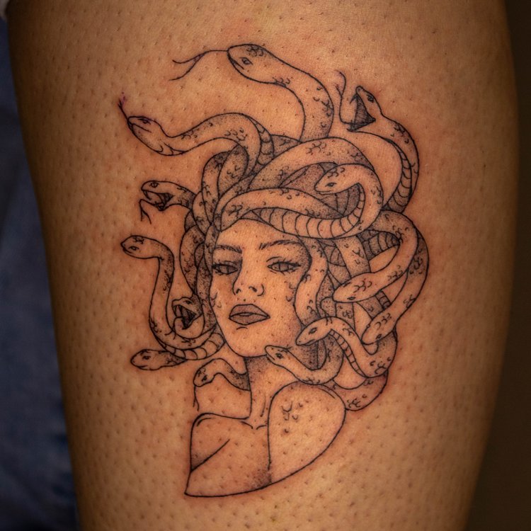 Tatuaje de Mika Tattoo