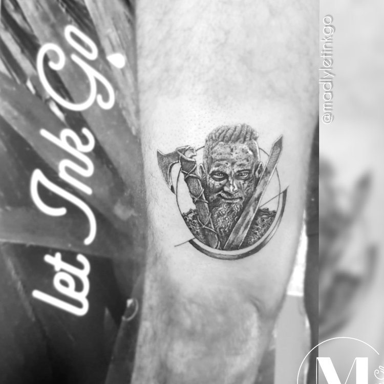 Tatuaje de Madly Let Ink Go