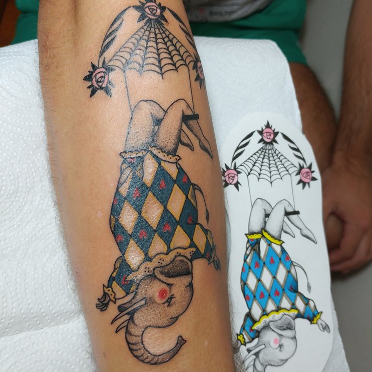 Tatuaje de Agustina Carey