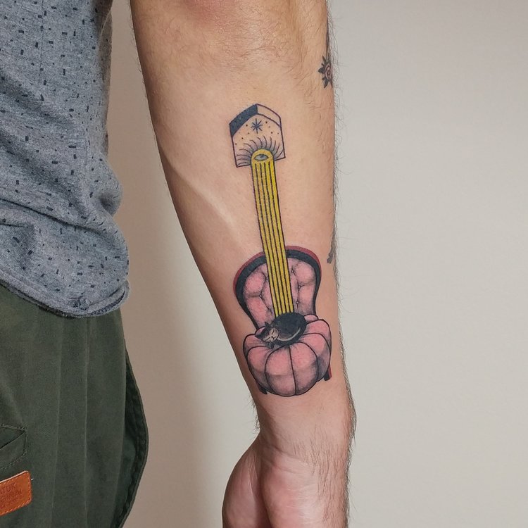 Tatuaje de Agustina Carey