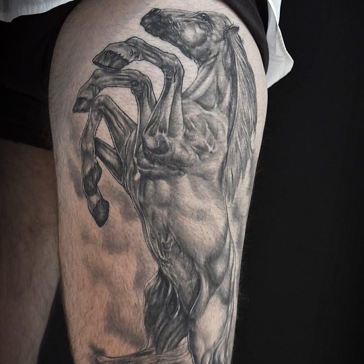 Tatuaje de Yasmin Lamerain