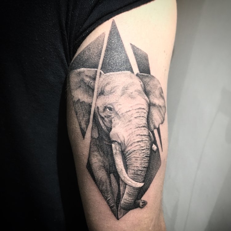 Tatuaje de Barbi Reba