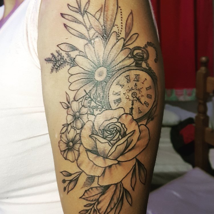 Tatuaje de Natasha Gauna