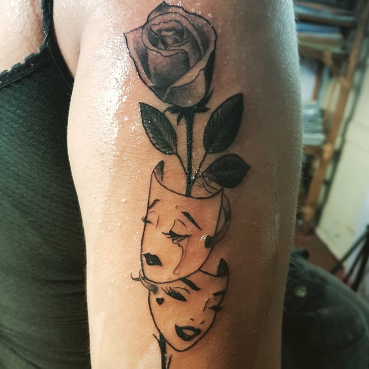 Tatuaje de Natasha Gauna