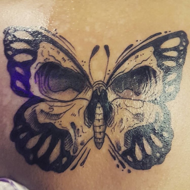 Tatuaje de Natasha Gauna