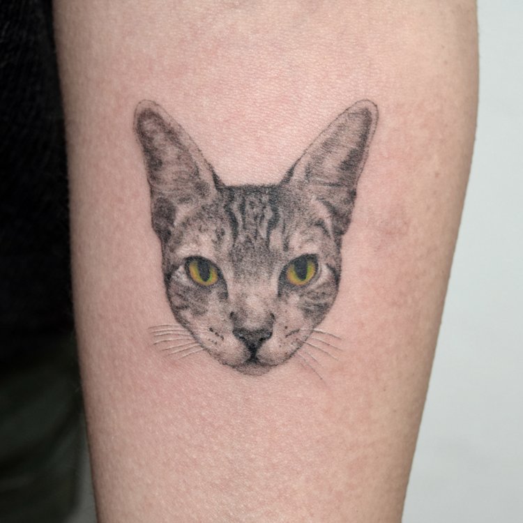 Tatuaje de Khuyay Tattoo