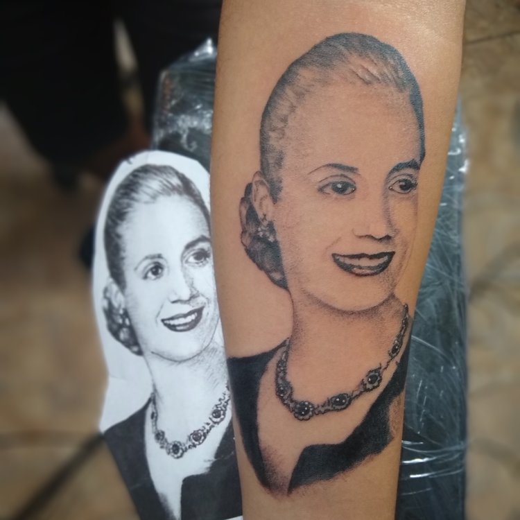 Tatuaje de Sublime Design Tattoo Art