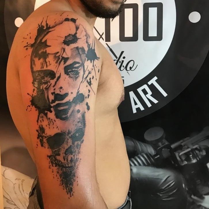 Tatuaje de Sublime Design Tattoo Art