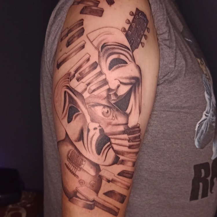Tatuaje de DC TATTOOS