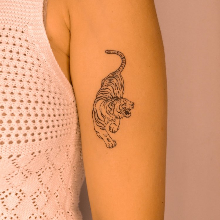 Tatuaje de Tatuajes Impulso Azul