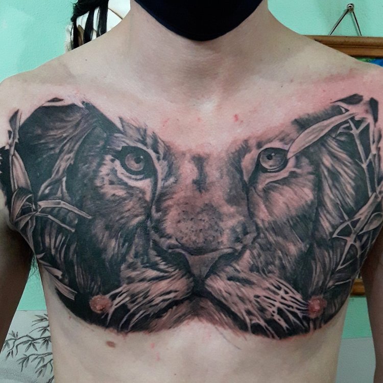 Tatuaje de Aleposadas_tattoo