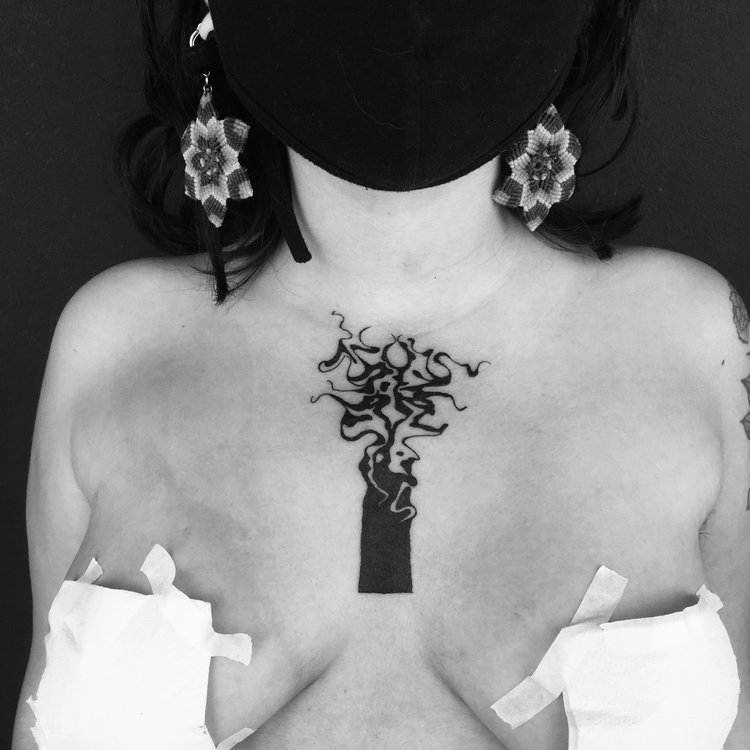 Tatuaje de Lila Salem