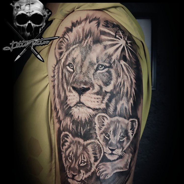 Tatuaje de Fitto Tattoo