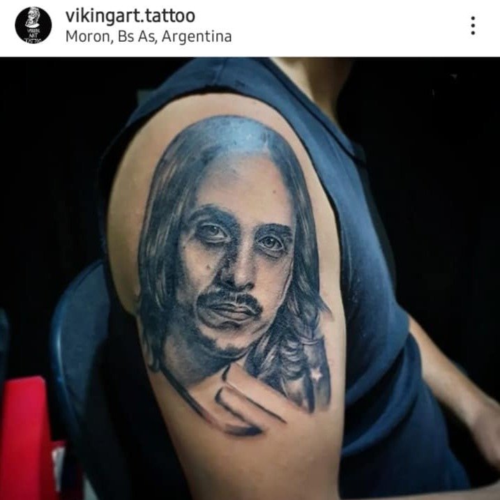 Tatuaje de VikingART TATTOO