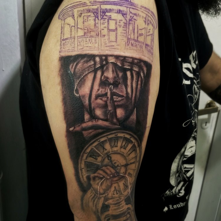 Tatuaje de Emmanuel