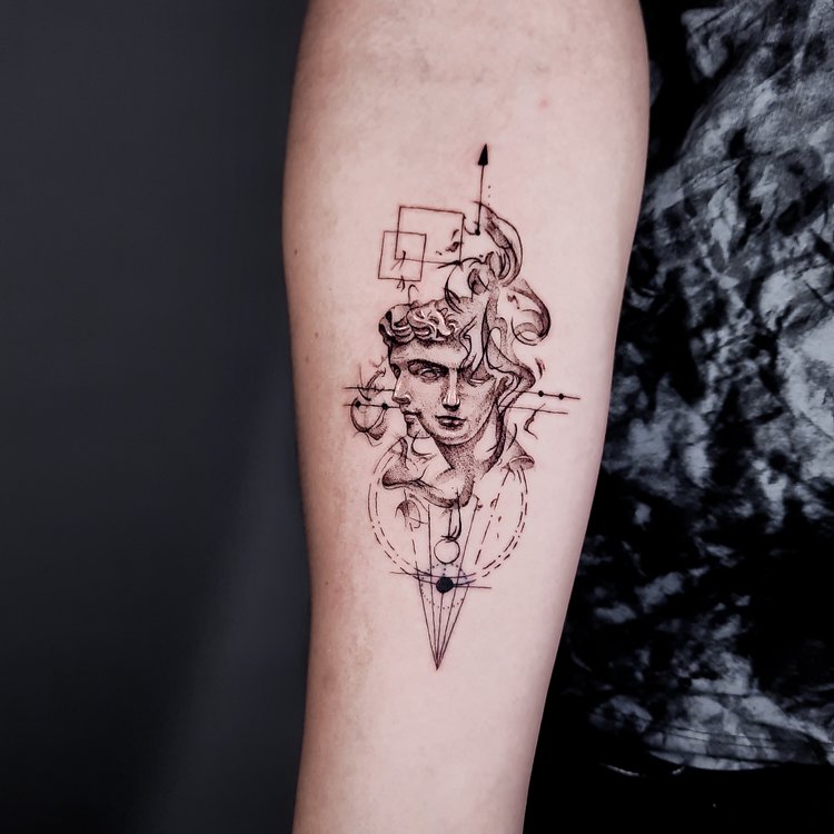 Tatuaje de Blup Tattoo