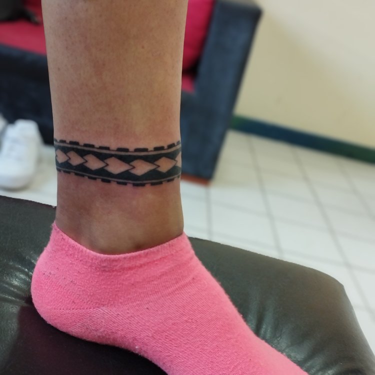 Tatuaje de Veintequincetattoo