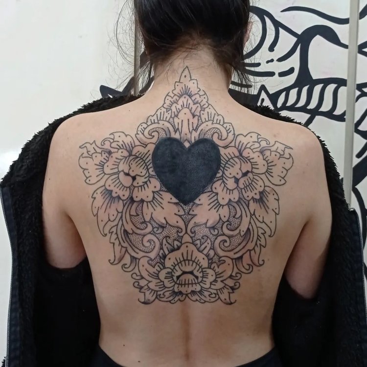 Tatuaje de Veintequincetattoo