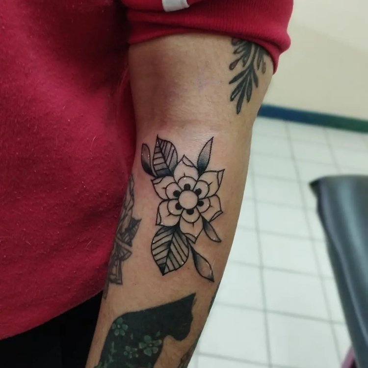 Tatuaje de Veintequincetattoo