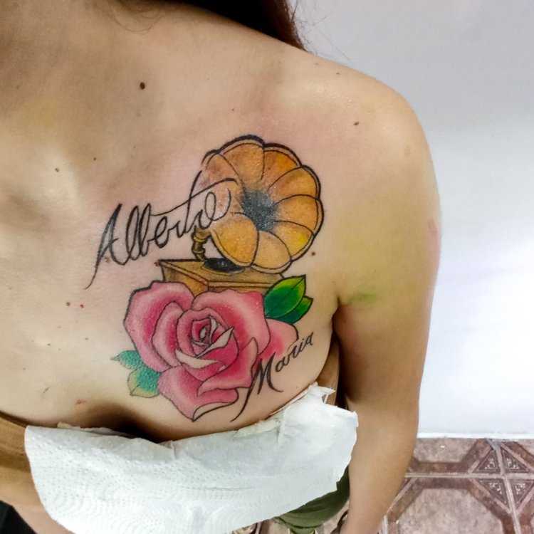 Tatuaje de La Cueva Del Ermitaño