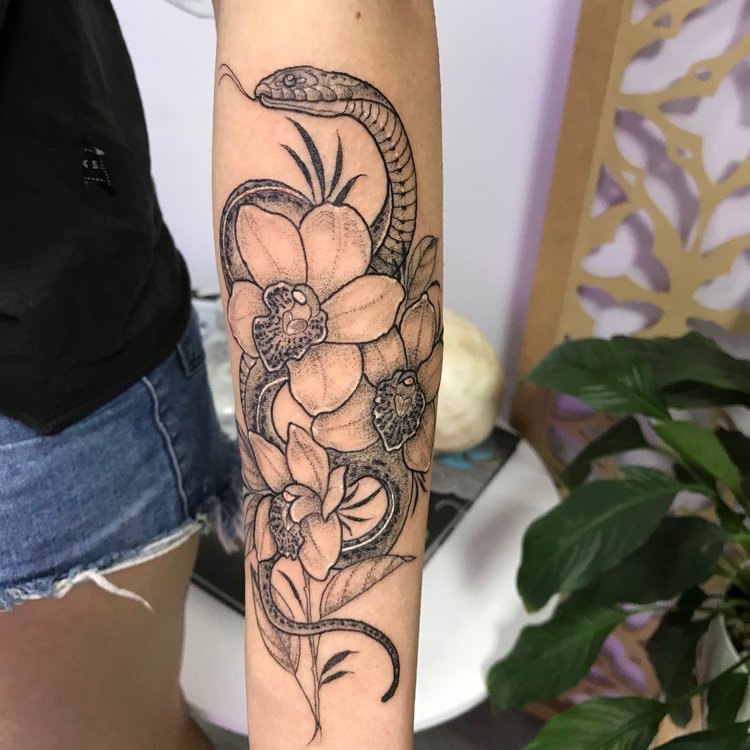 Tatuaje de Black Dalia Tattoos