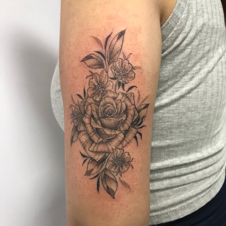 Tatuaje de Black Dalia Tattoos