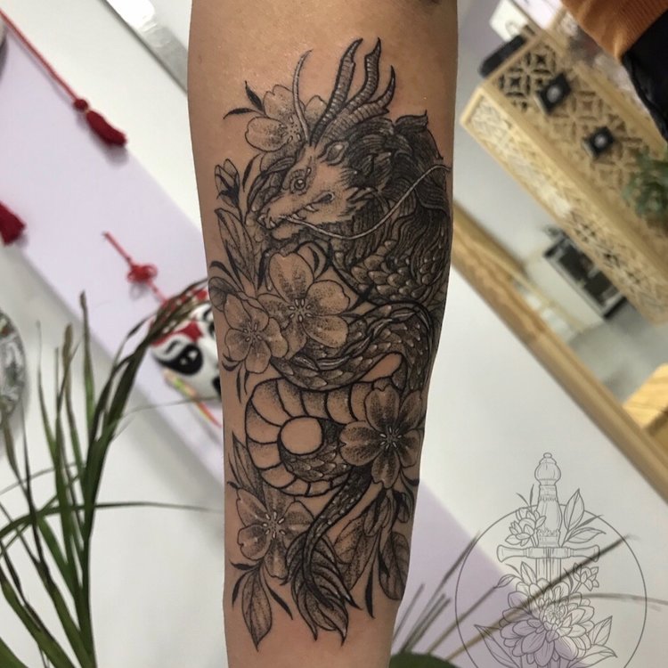 Tatuaje de Black Dalia Tattoos