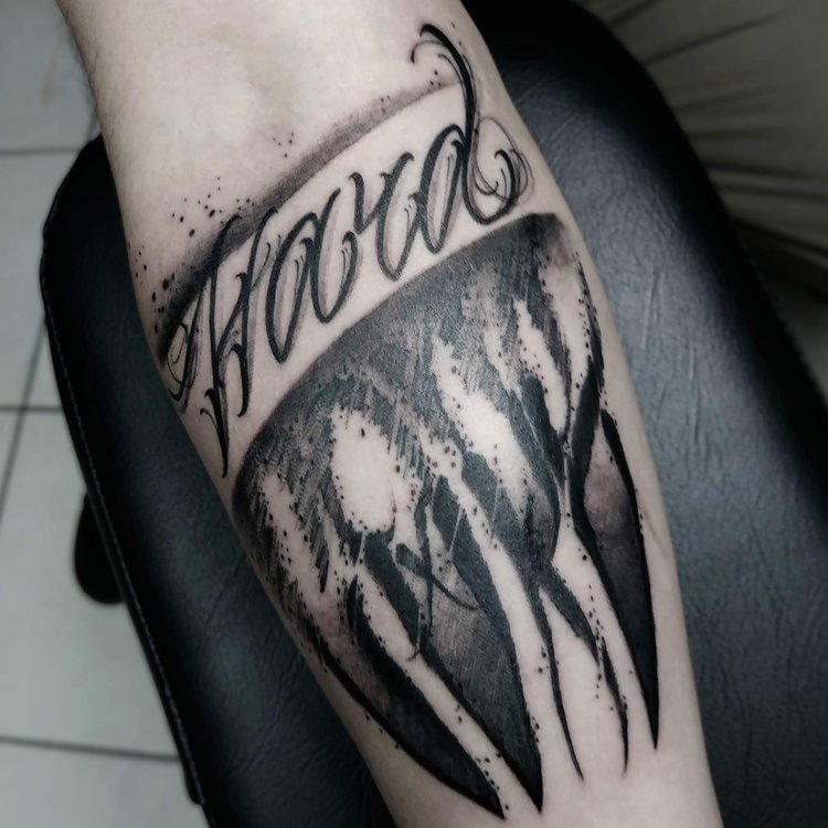 Tatuaje de Kuccu Tattoo