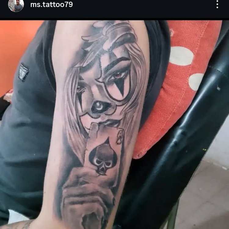 Tatuaje de Max Tattoo