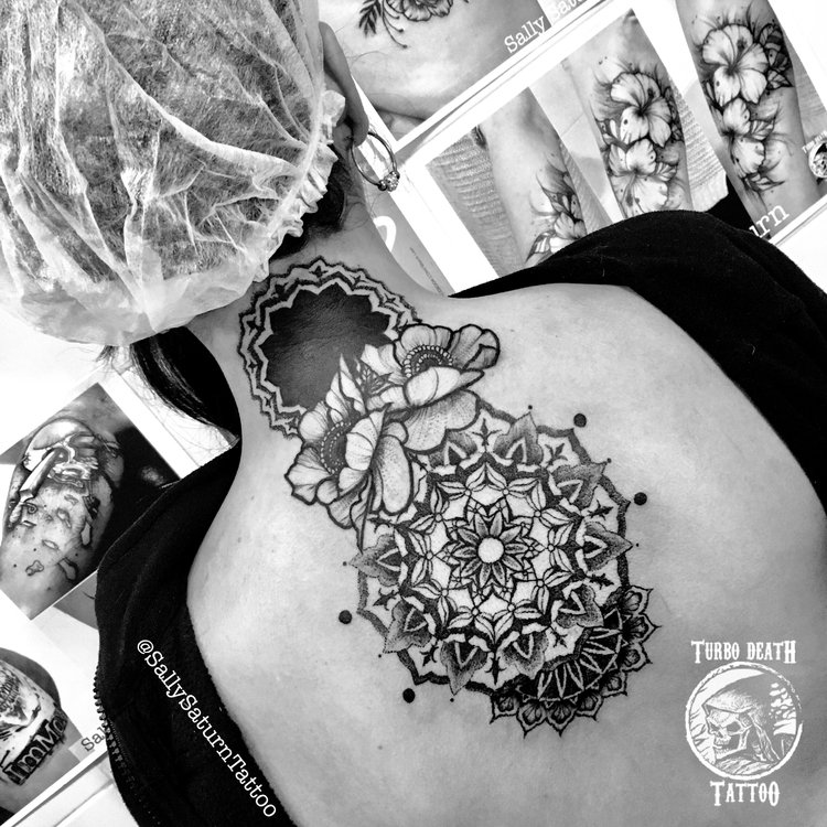 Tatuaje de Sally Tattooer