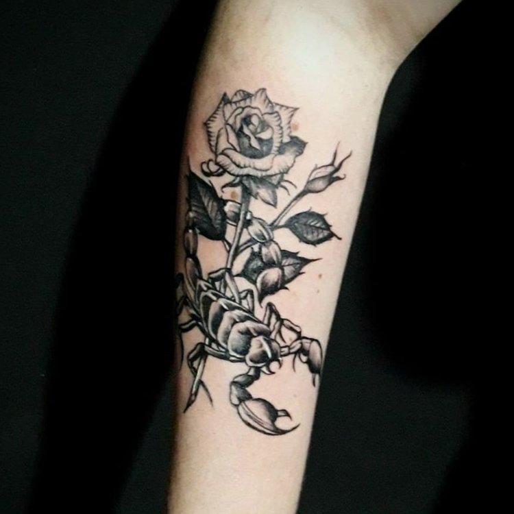 Tatuaje de Dylan Gaston