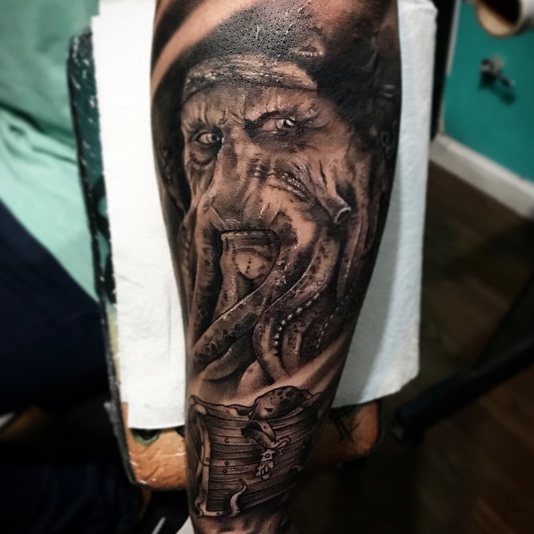 Tatuaje de Juan Castel