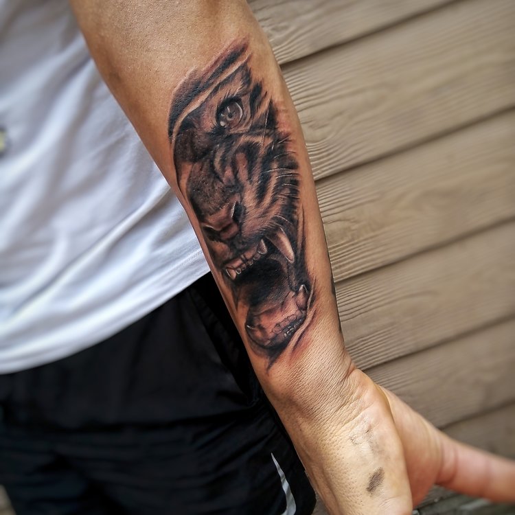 Tatuaje de Joaquín Fernández