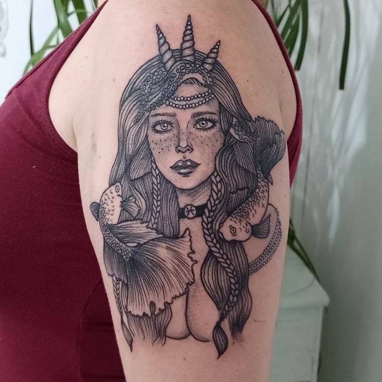 Tatuaje de Nadia Curie