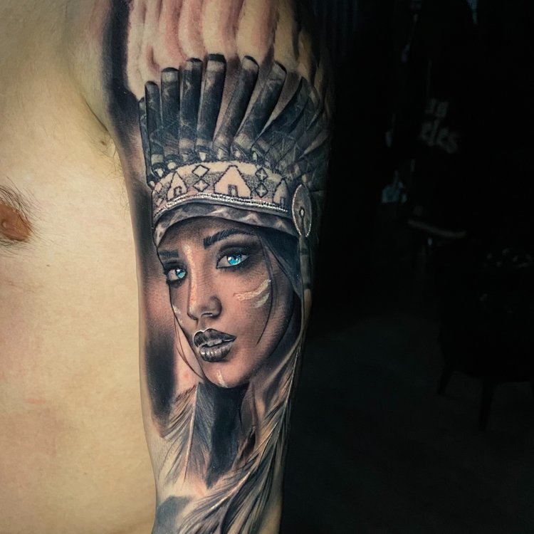 Tatuaje de NANO.INKED