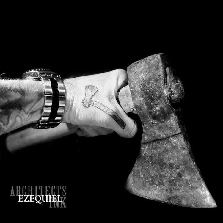Tatuaje de Ezequiel