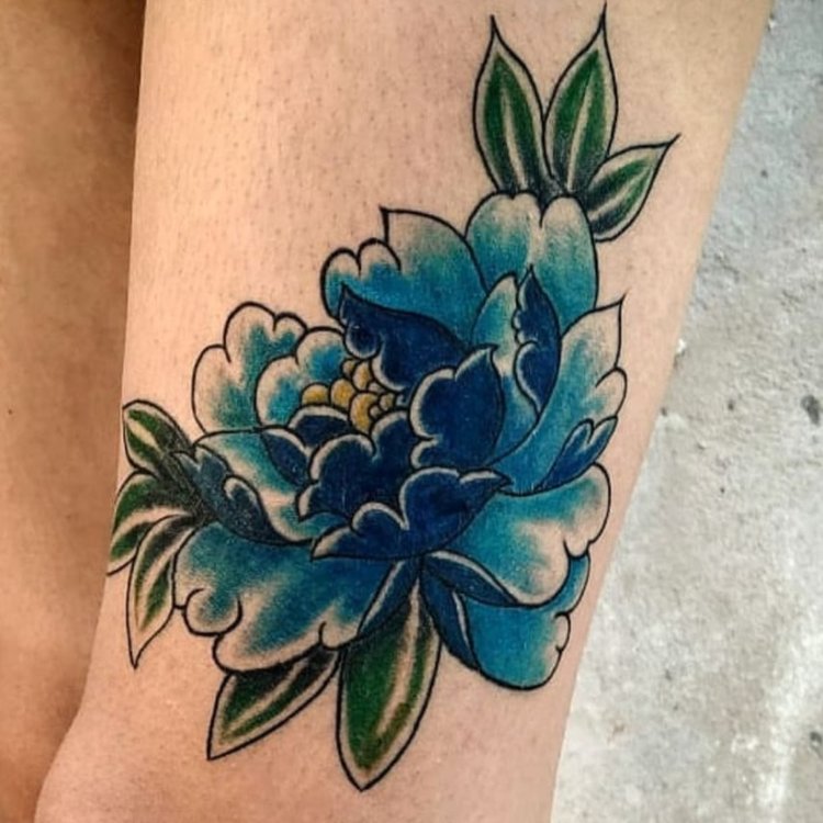 Tatuaje de Amina Fassi