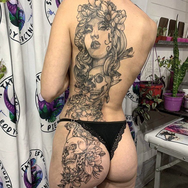 Tatuaje de Eve Sai