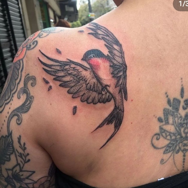 Tatuaje de LOTUS TATTOO