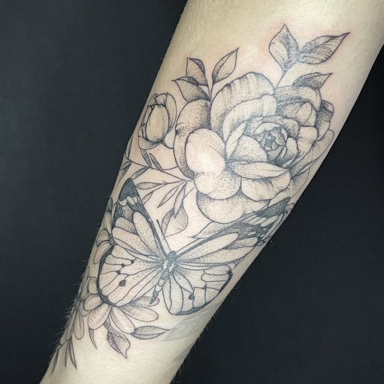 Tatuaje de Emily Lazarte Tattoo