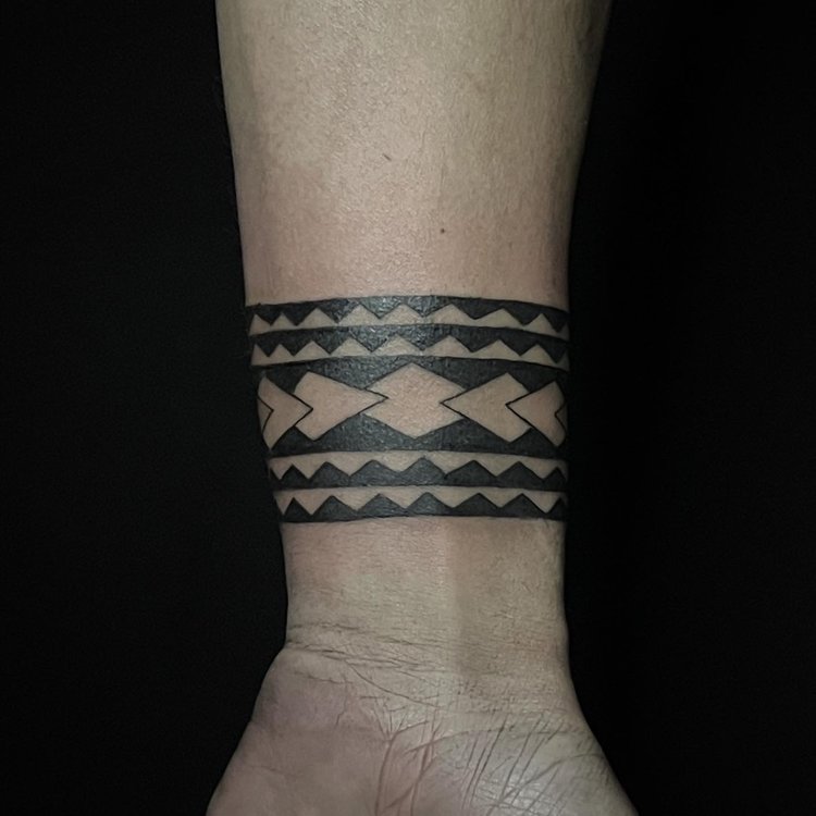Tatuaje de Emily Lazarte Tattoo