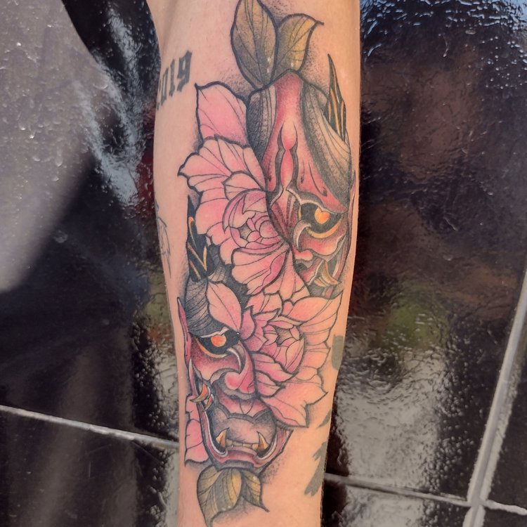 Tatuaje de Almendra Luna